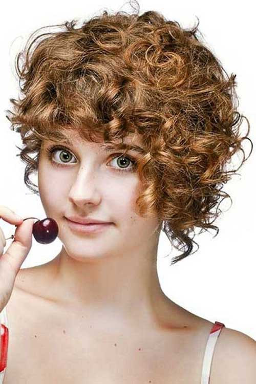 Short Haircuts For Curly Hair And Round Face
 Best Curly Short Hairstyles For Round Faces