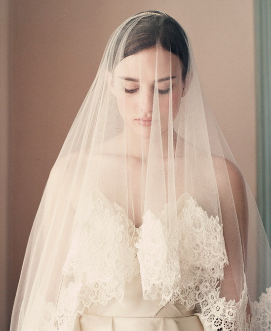 Silk Tulle Wedding Veil
 Gorgeous Lace Wedding Veils to Inspire – Sang Maestro