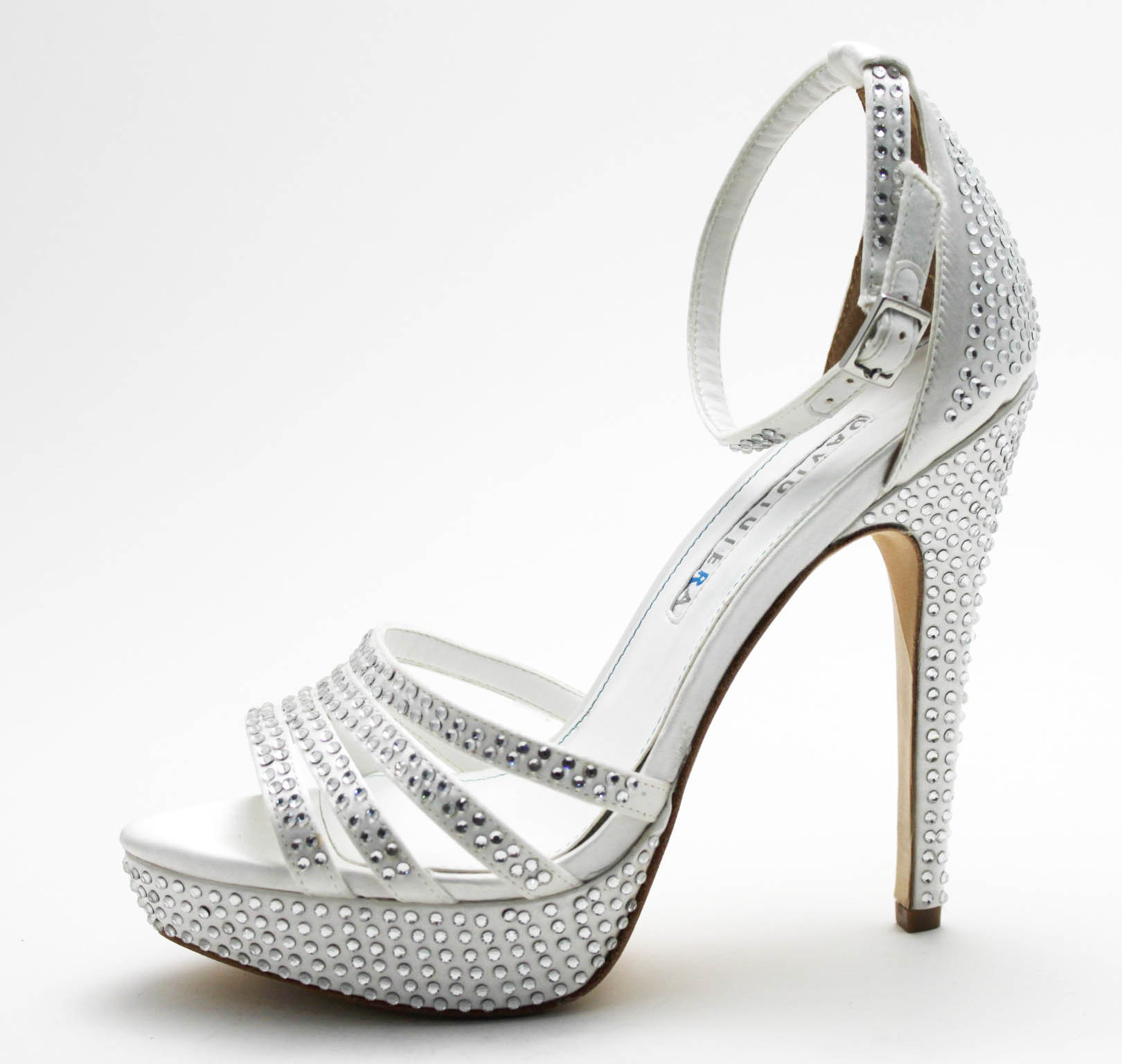 Silver Shoes For Weddings
 Outstanding Silver Wedding Shoes 2016