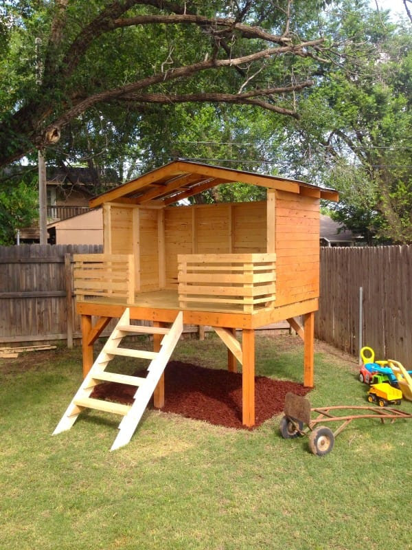 Simple Backyard Fort Plans
 He Laid Out 4 Wooden Boards In The Backyard What He Built