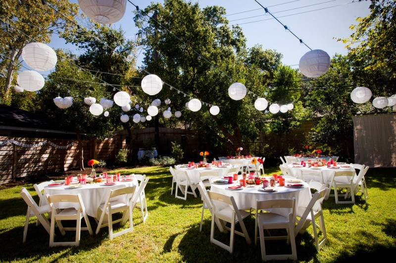 Simple Backyard Weddings Ideas
 6 Alternative Wedding Venue Ideas For The Modern Bride