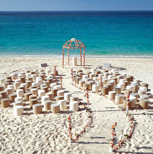 Simple Beach Wedding Ideas
 21 Fun and Easy Beach Wedding Ideas