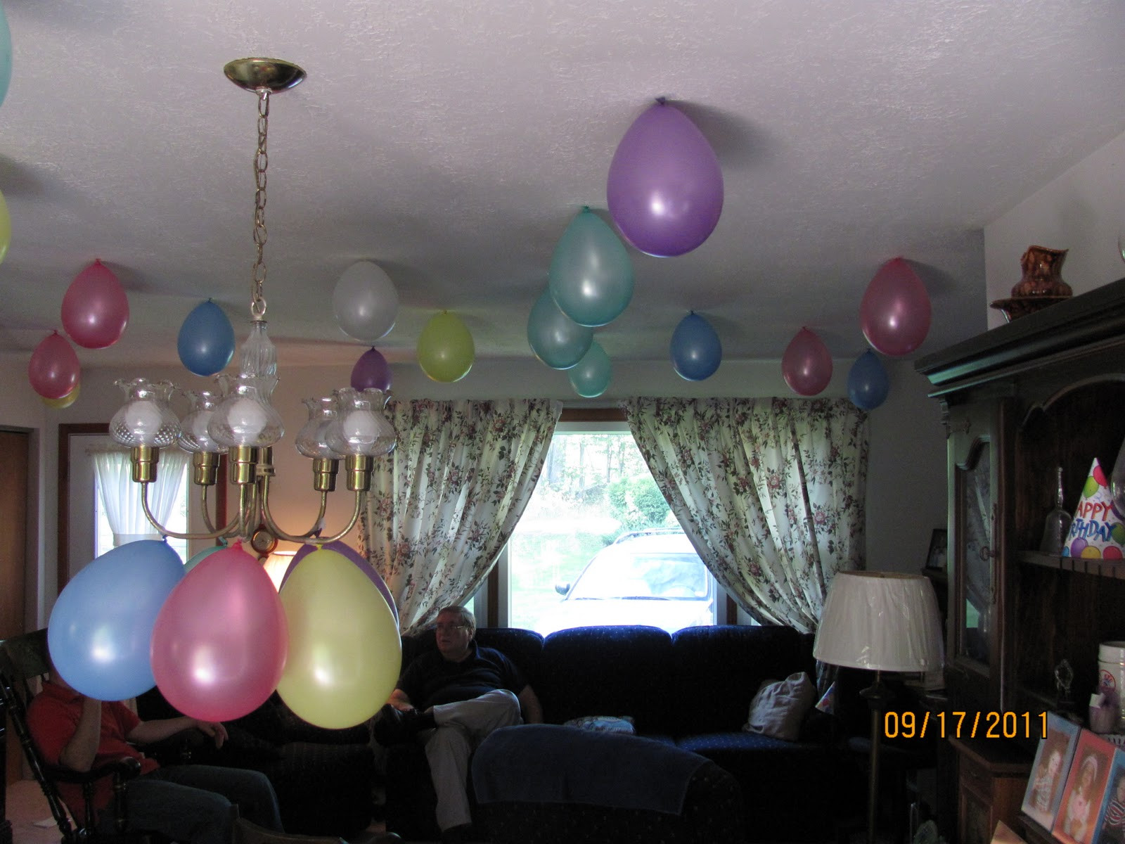 Simple Birthday Decorations
 Live Learn Love Simple Birthday Decorations