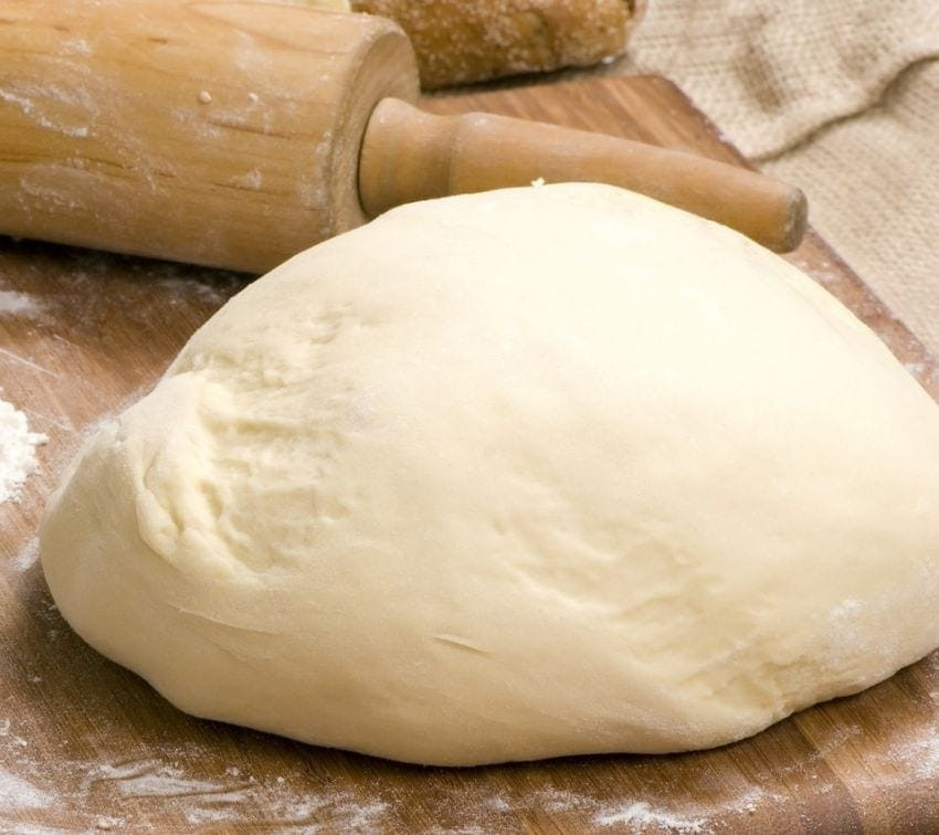 Simple Pizza Dough Recipe
 Simple Pizza Dough Recipe