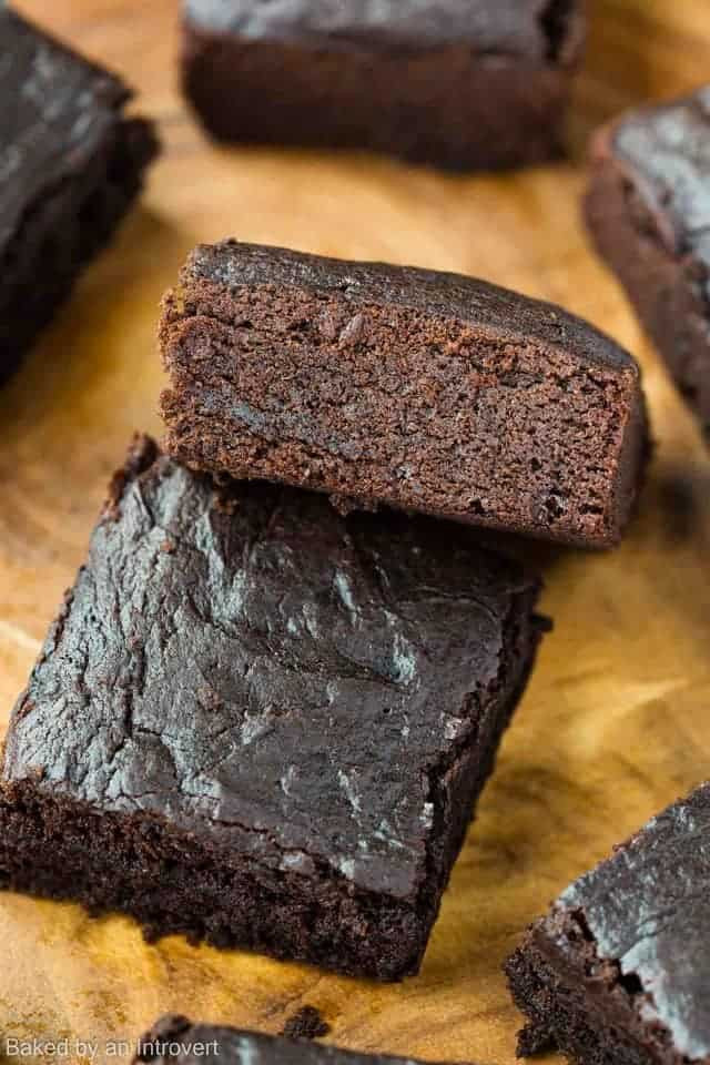 Simple Vegan Brownies
 Easy Vegan Brownies – Dan330