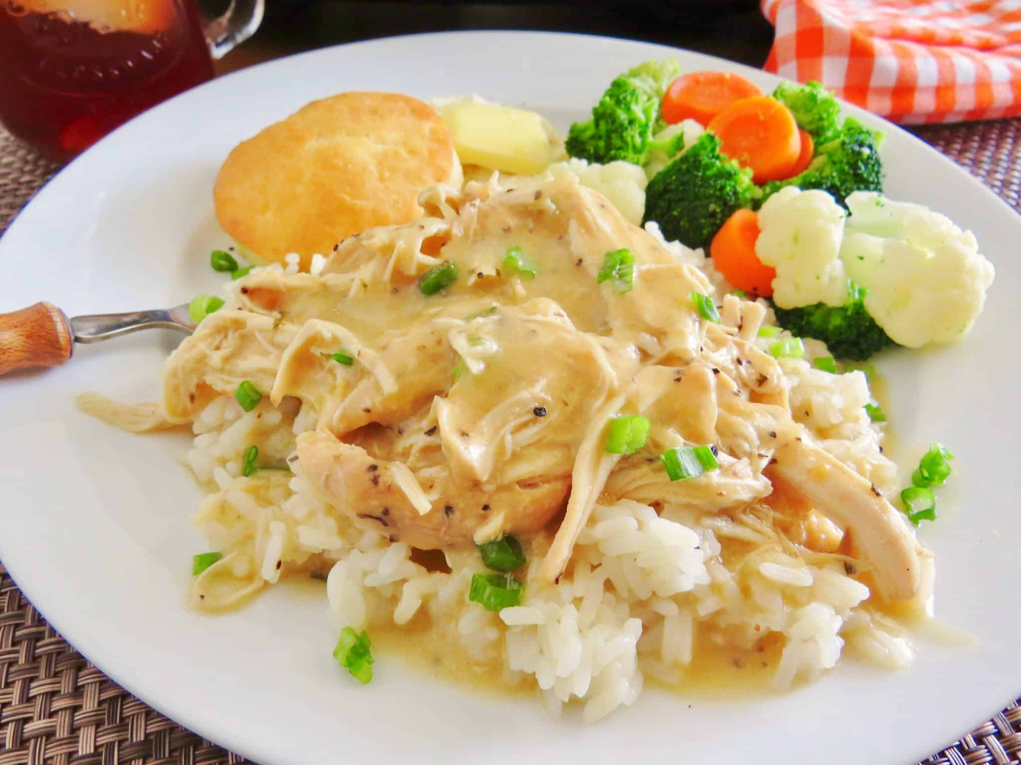 Slow Cooker Chicken And Potatoes With Gravy
 CROCK POT CHICKEN AND GRAVY Video