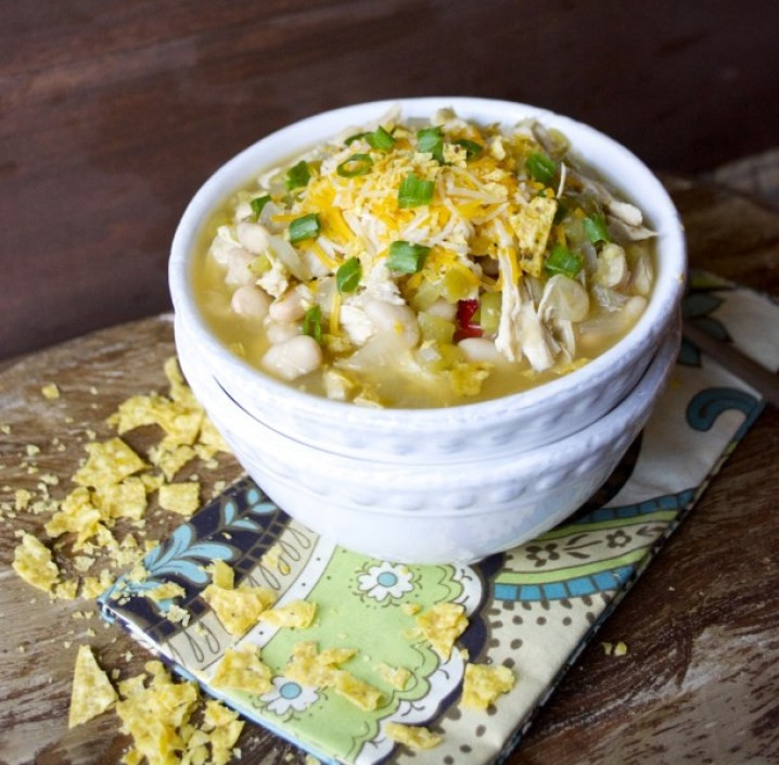 Slow Cooker Chicken Chili Verde
 Slow Cooker White Bean Chicken Chili Verde Video Maebells