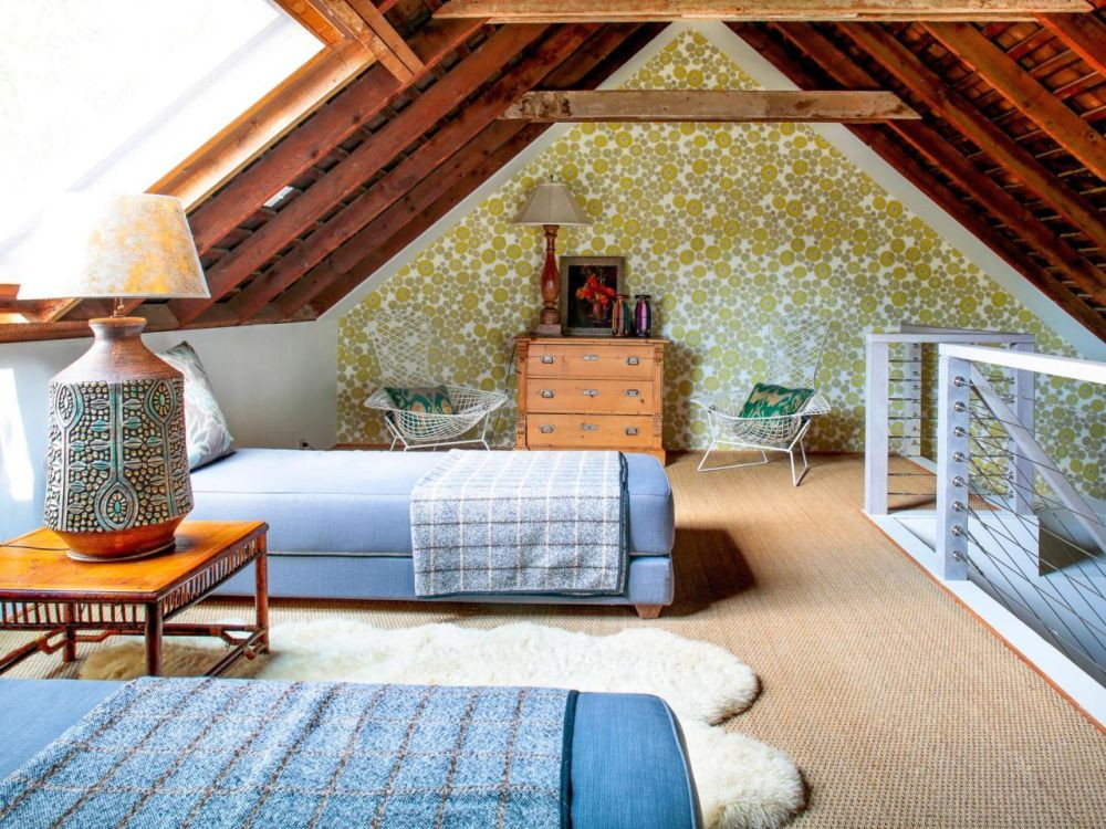 Small Attic Bedroom
 16 Small Attic Room Design Ideas