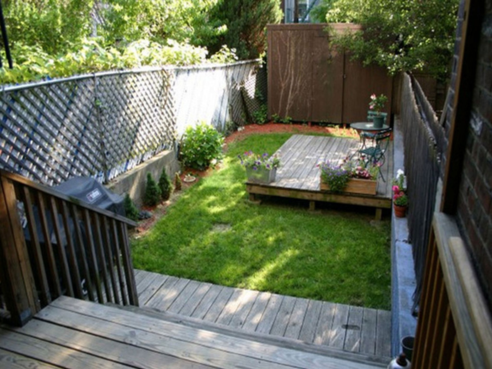 Small Backyard Decorating Ideas
 Create Your Beautiful Gardens with Small Backyard