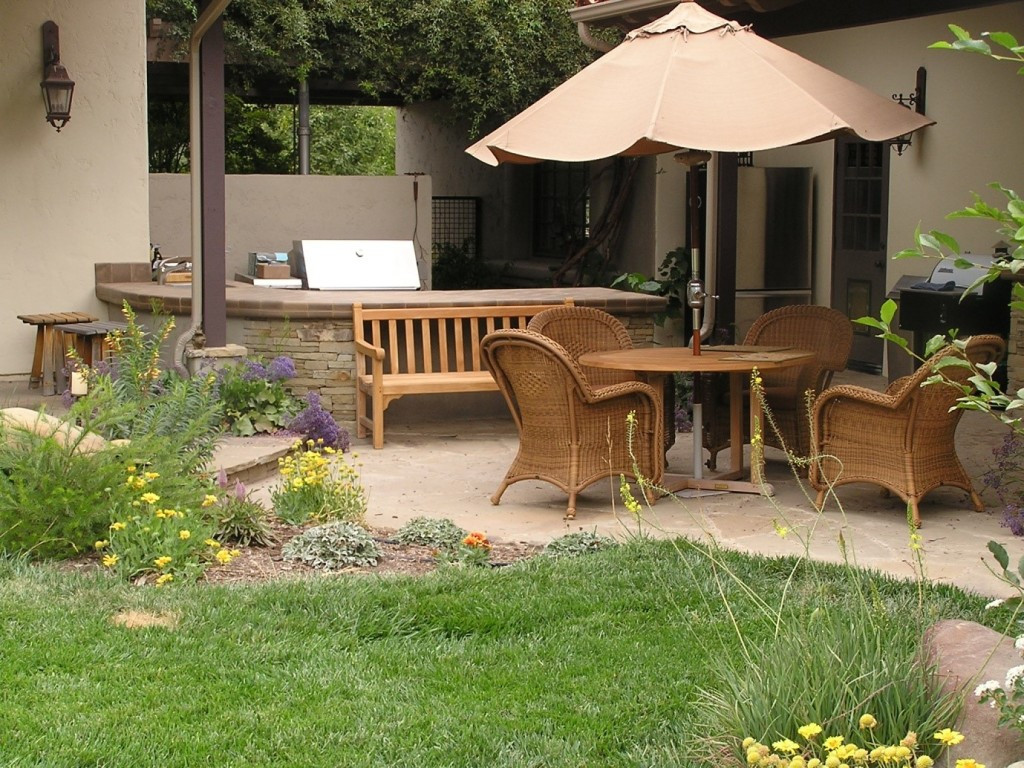 Small Backyard Decorating Ideas
 15 Fabulous Small Patio Ideas To Make Most Small Space