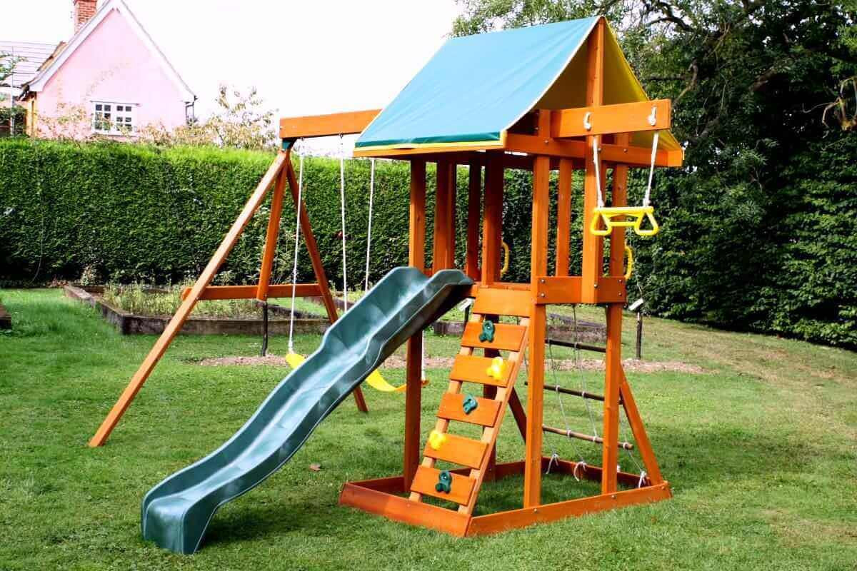 Small Backyard Playground Sets
 Backyard Swings Set