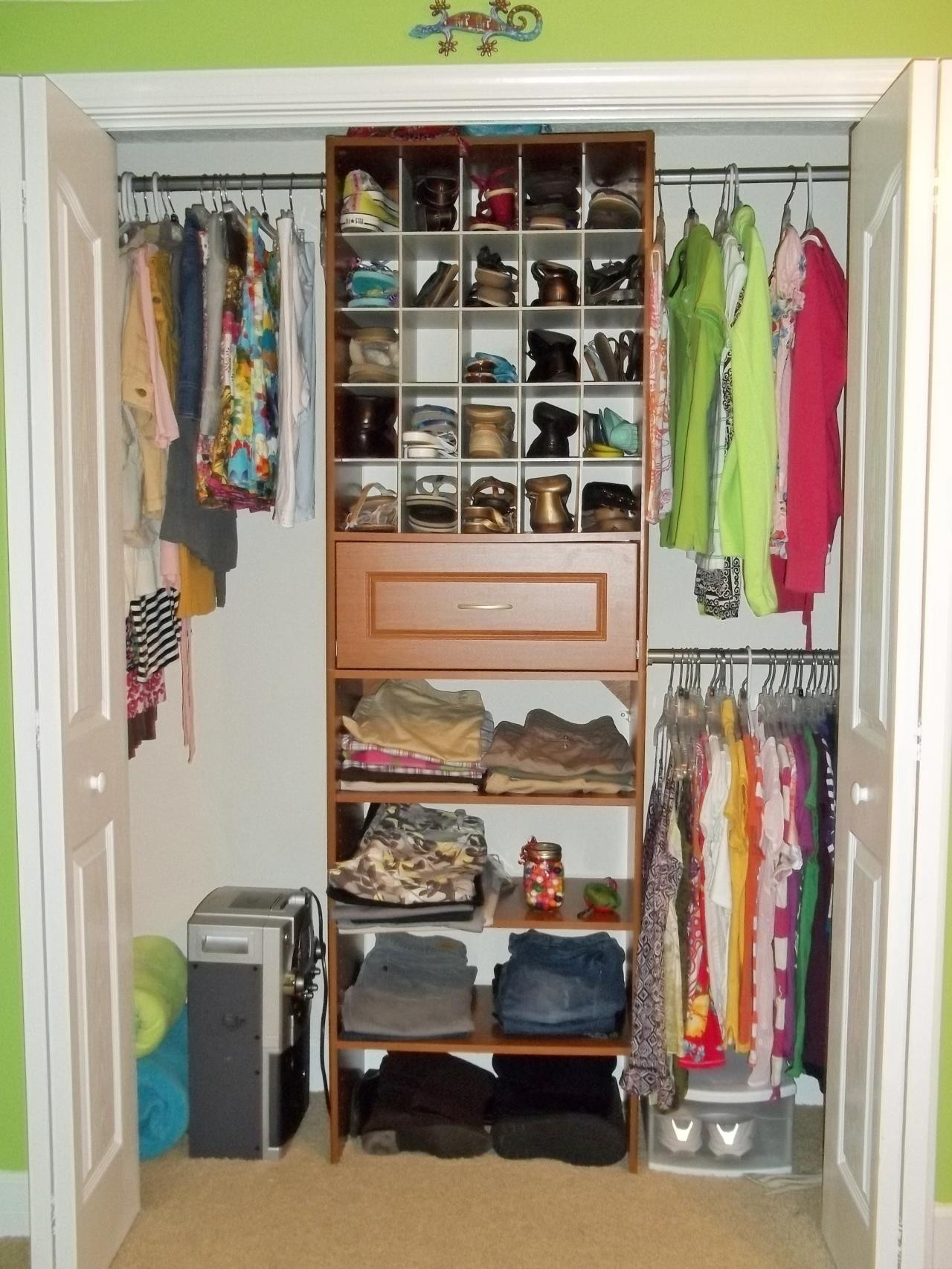 Small Bedroom Organizing Ideas
 Small Bedroom Closet Organization Ideas – HomesFeed