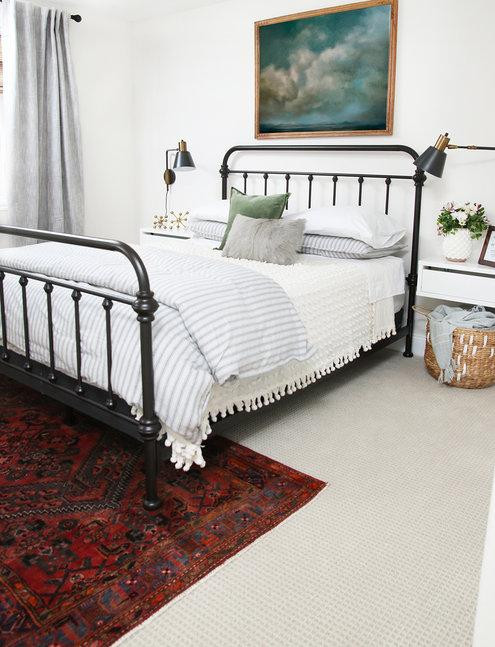 Small Bedroom Rugs
 How to Make a Small Space Look Bigger