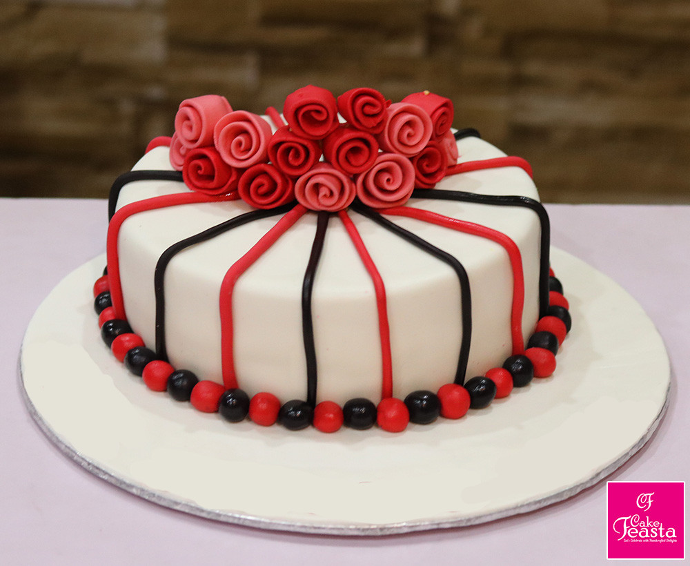 Small Birthday Cakes
 Small Roses Birthday Cake Customized Cakes in Lahore