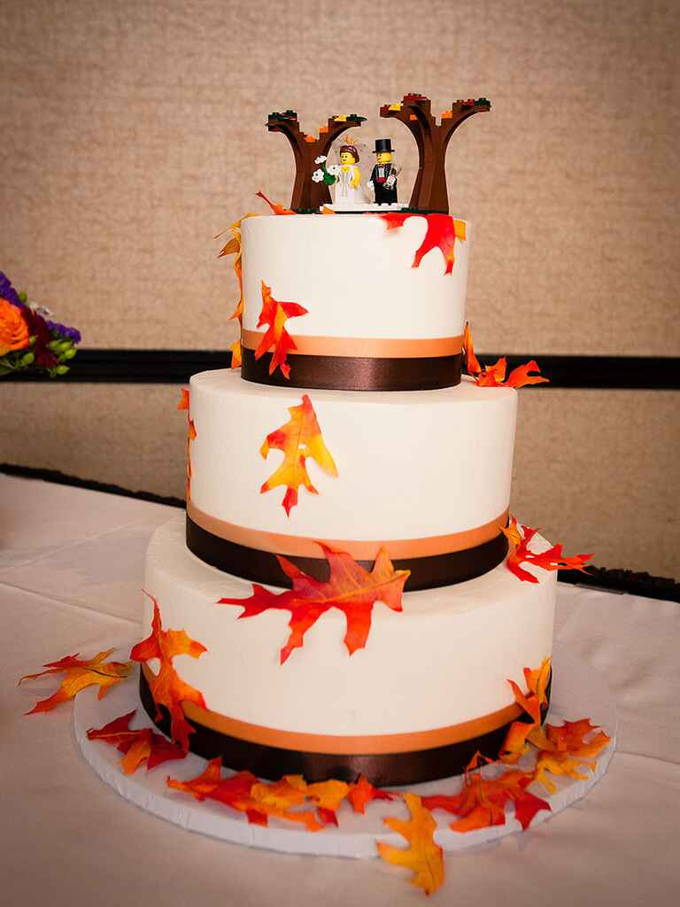 Small Fall Wedding Cakes
 17 Gorgeous Fall Wedding Cakes