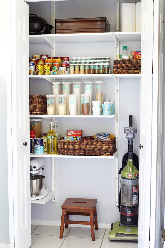 Small Kitchen Pantry Organizer
 20 Incredible Small Pantry Organization Ideas and