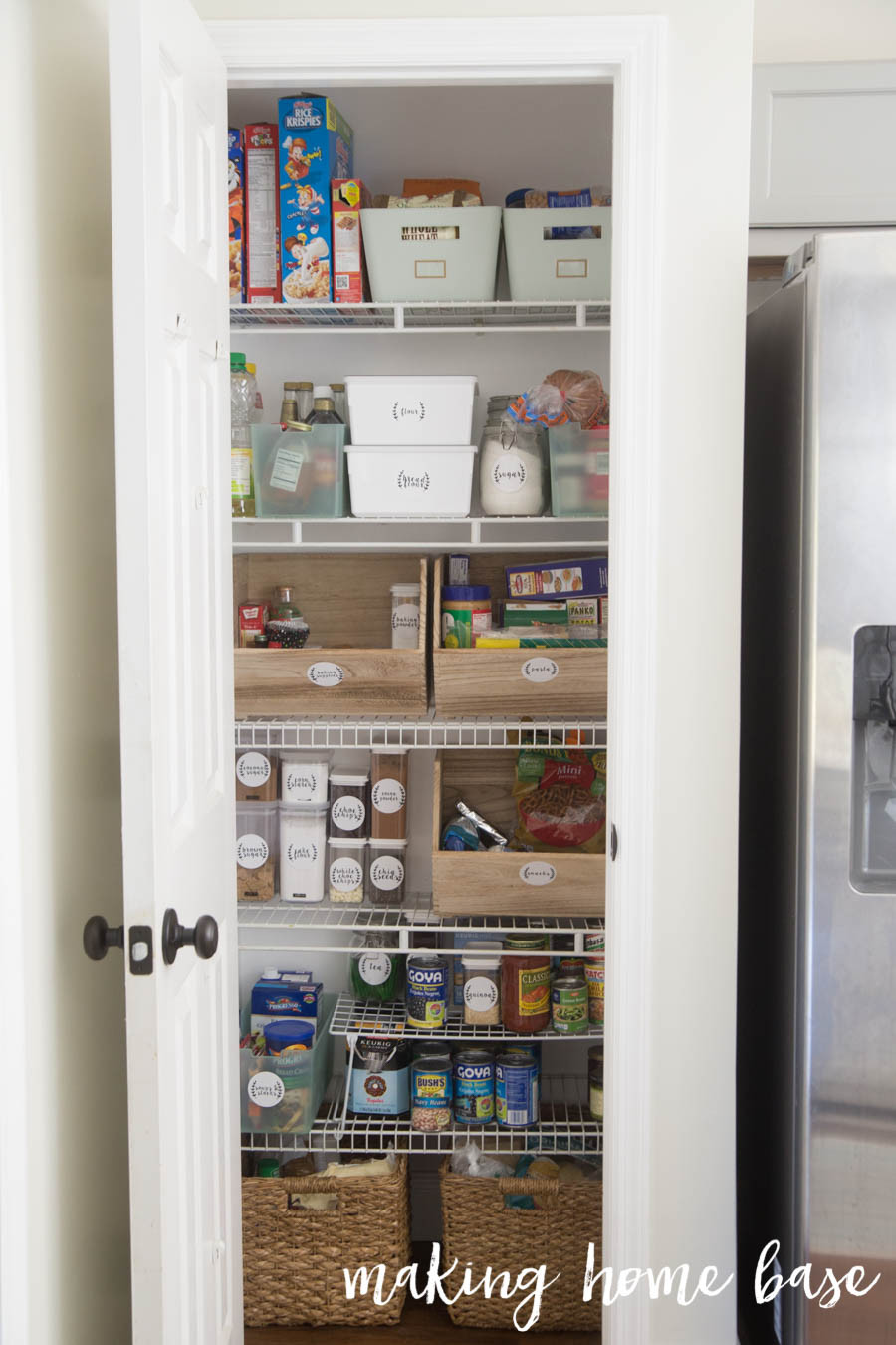 Small Kitchen Pantry Organizer
 20 Incredible Small Pantry Organization Ideas and