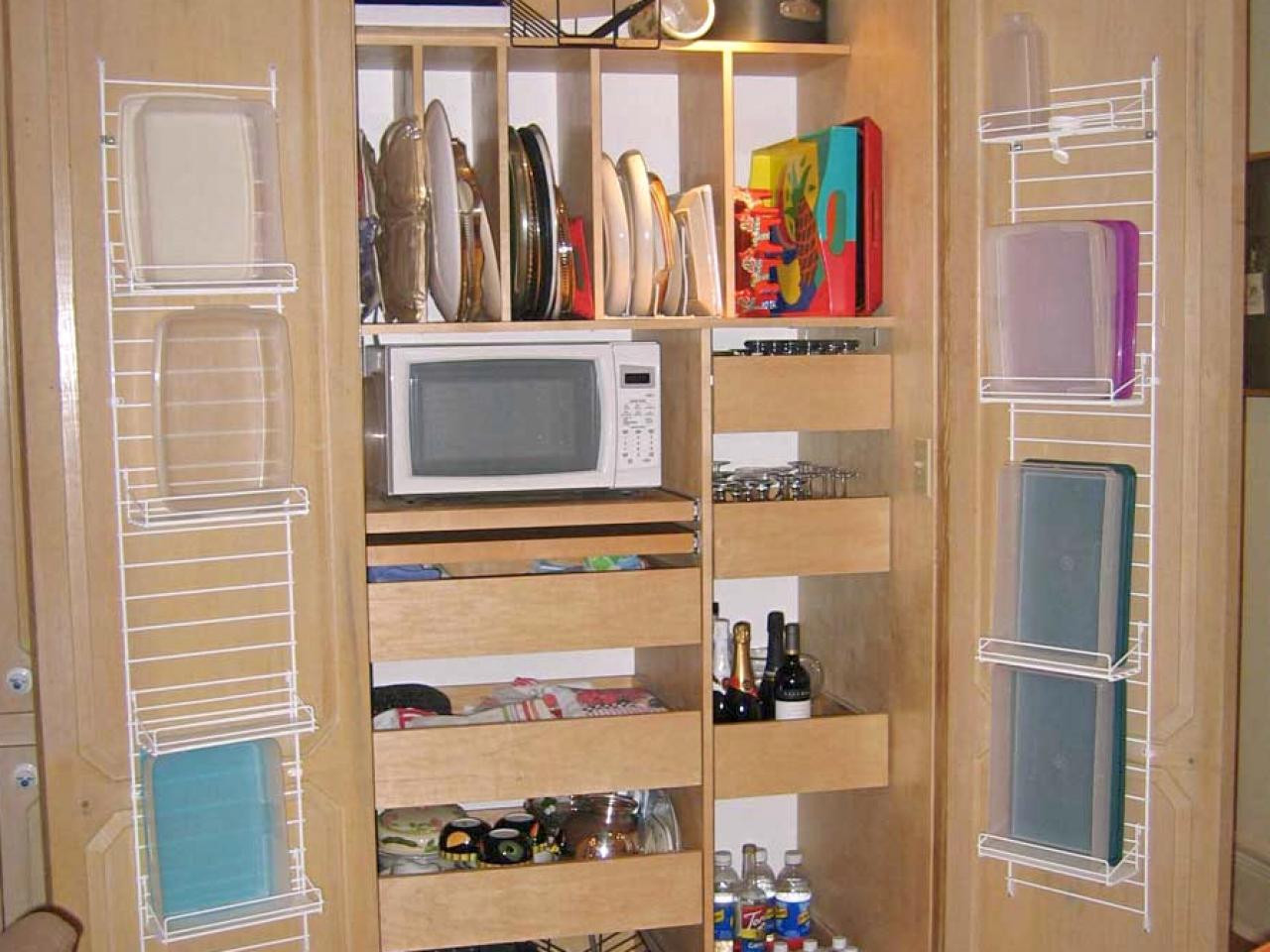 Small Kitchen Pantry Organizer
 30 AMAZING KITCHEN STORAGE IDEAS FOR SMALL KITCHEN SPACES