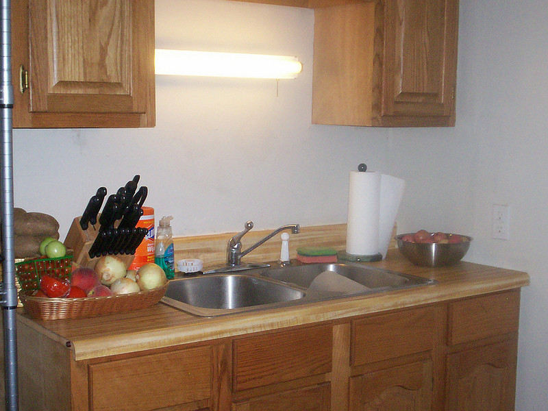 Small Kitchen Sinks
 How to choose a kitchen sink and tap and how to keep them