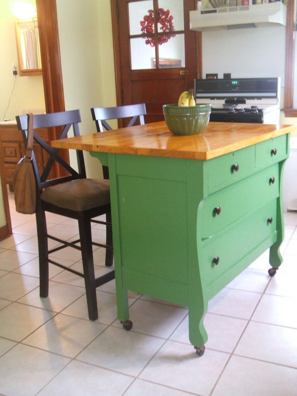 Small Mobile Kitchen Island
 Kitchen Islands Ideas for Modern Kitchen Design Small And