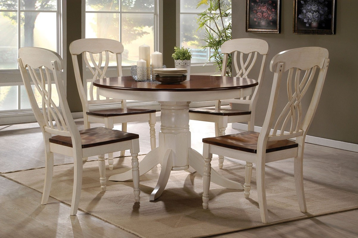 Small Round Kitchen Table
 42 Lander Oak Buttermilk Round Kitchen Table Set