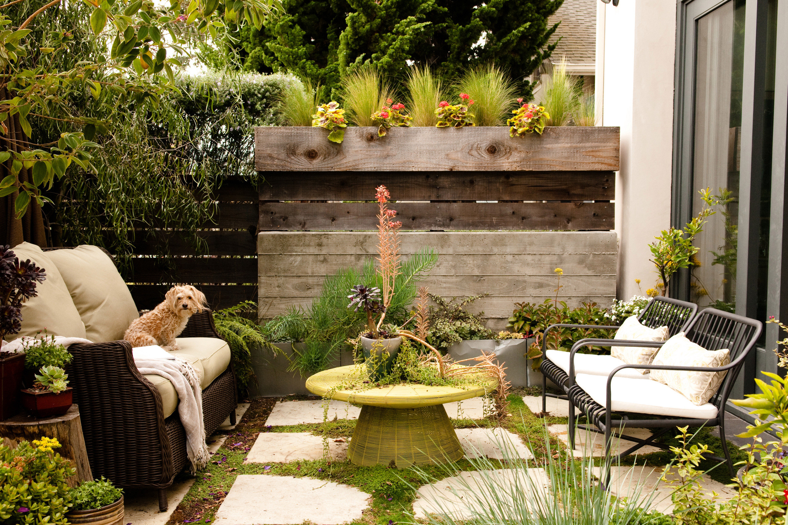 Small Space Backyard Ideas
 Small Backyard Ideas