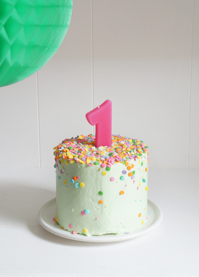 Smash Cake Recipes For Baby
 Banana Baby Birthday Smash Cake – Sugary & Buttery