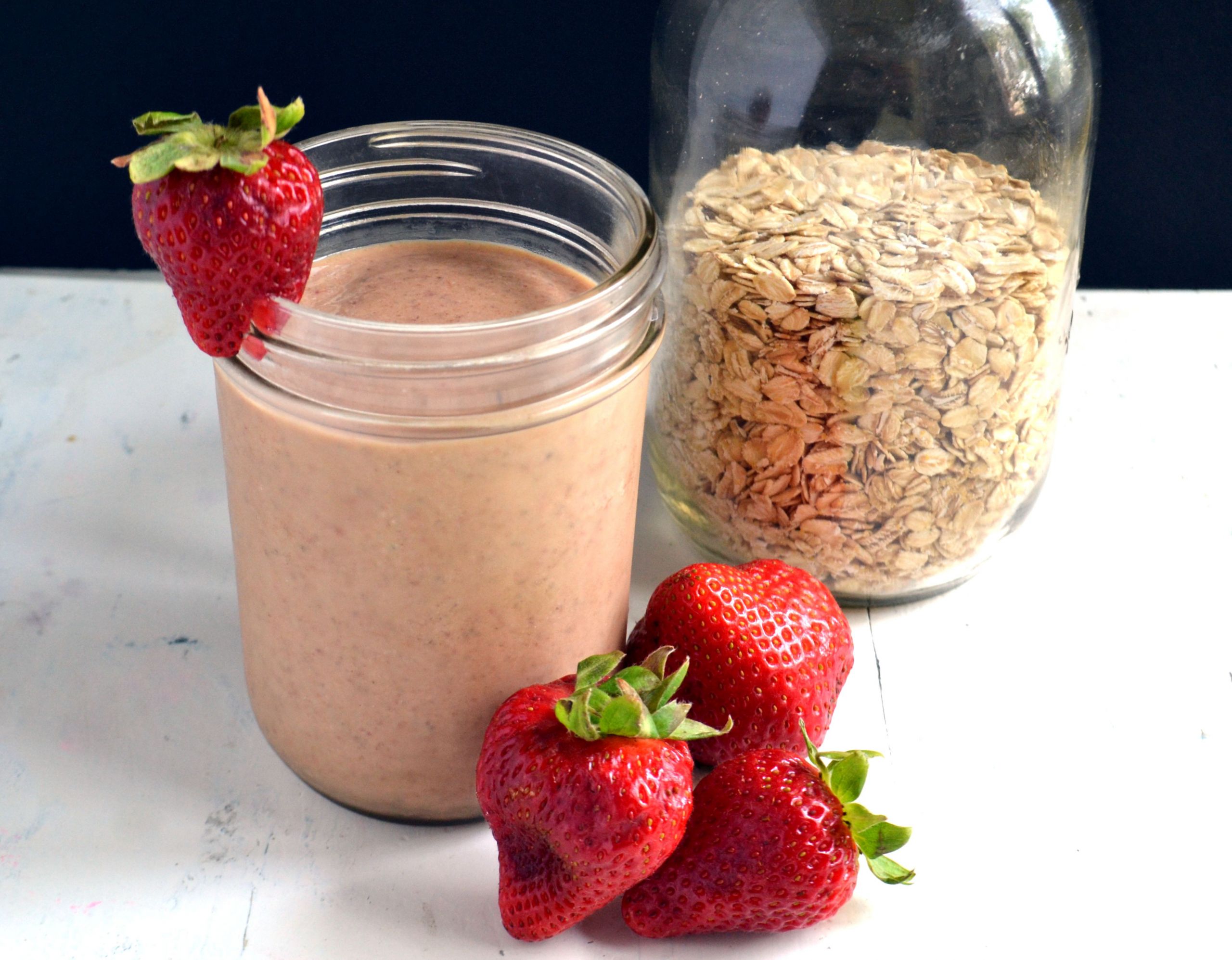 Smoothie With Oats
 Strawberry Oat Smoothie