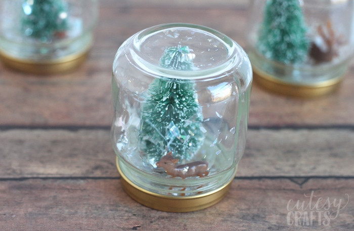 Snow Globes Crafts For Kids
 Christmas Snow Globe Craft for Kids Cutesy Crafts