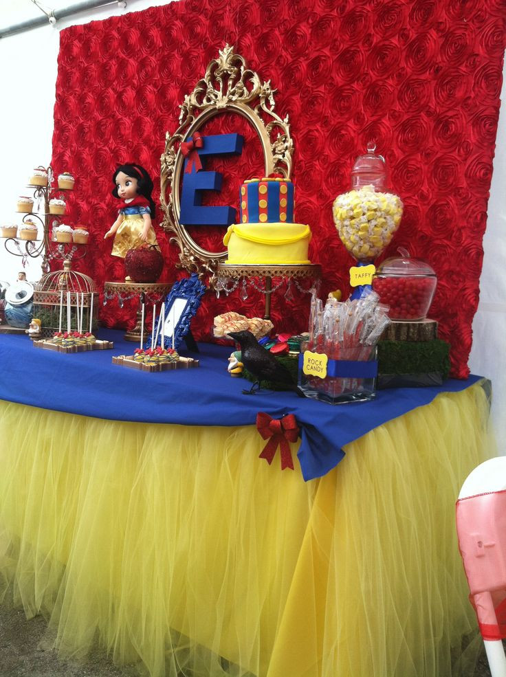 Snow White Birthday Decorations
 11 best images about 2014 Adyson s Birthday Ideas on