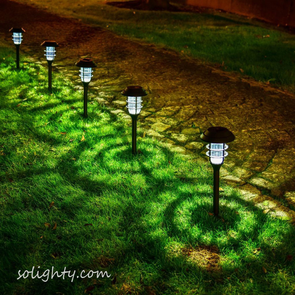 Solar Outdoor Landscape Lighting
 1 Pack Outdoor solar Powered Pathway Lights Violet LED