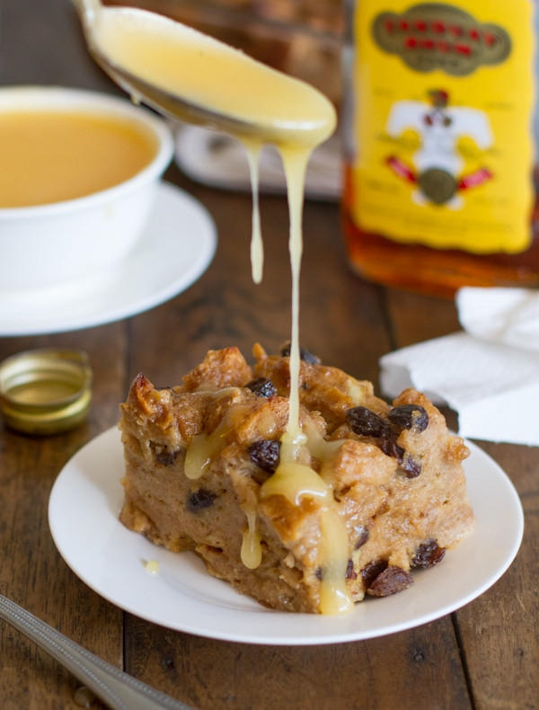 Southern Bread Pudding With Rum Sauce
 homemade bread pudding vanilla sauce