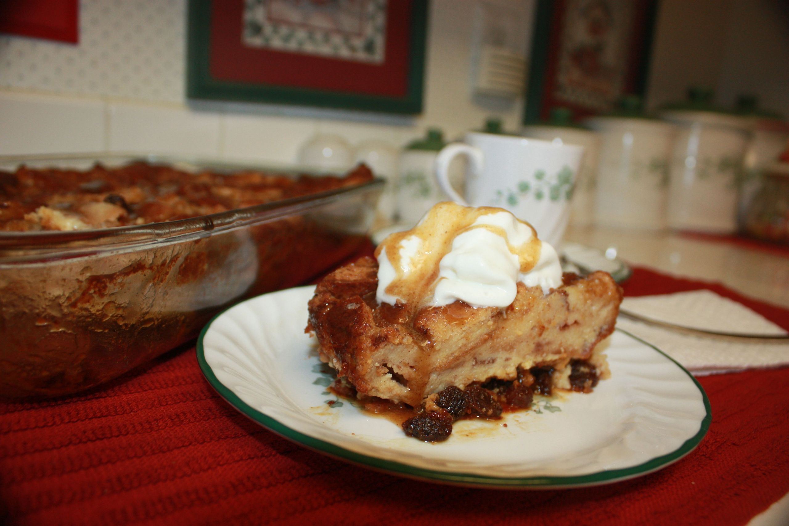 Southern Bread Pudding With Rum Sauce
 Southern Style Bread Pudding With Rum Sauce