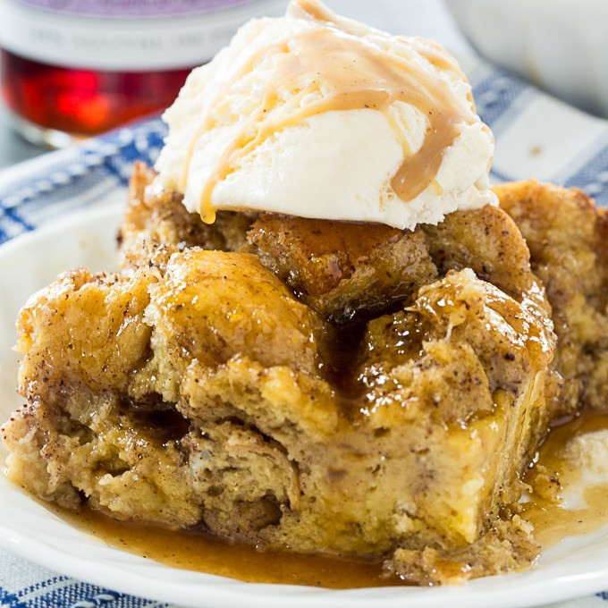 The top 25 Ideas About southern Bread Pudding with Rum Sauce - Home ...