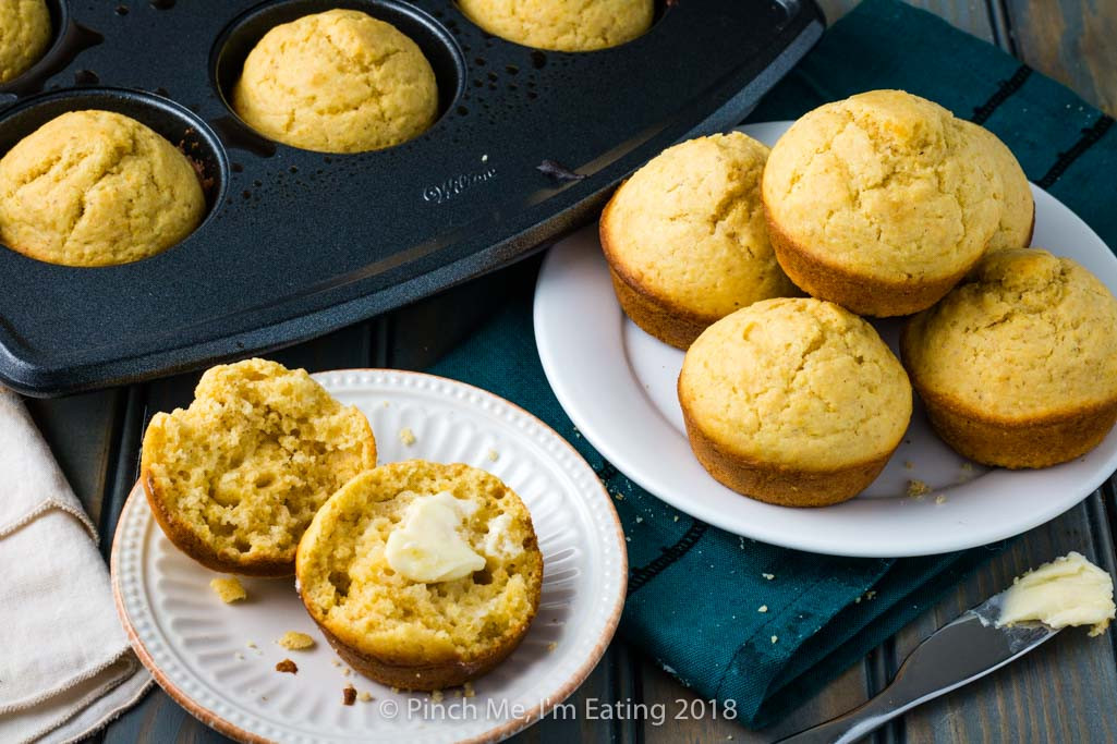 Southern Cornbread Muffins
 Easy Homemade Southern Cornbread Muffins