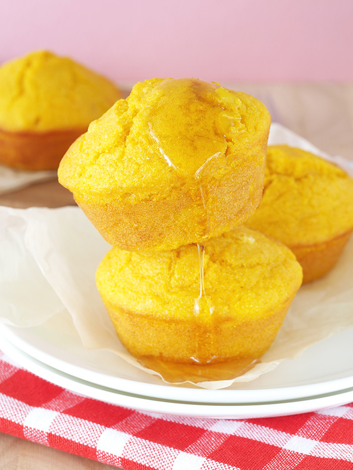 Southern Cornbread Muffins
 Southern Style Cornbread Muffins The Breakfast Drama Queen