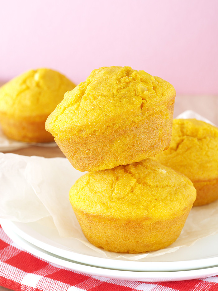 Southern Cornbread Muffins
 Southern Style Cornbread Muffins The Breakfast Drama Queen