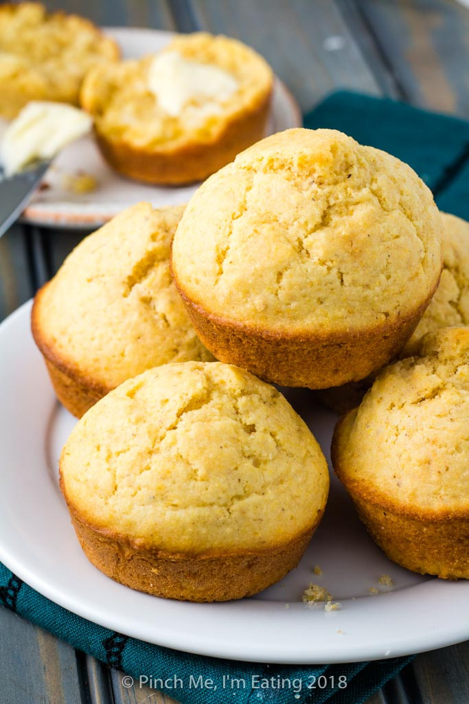 Southern Cornbread Muffins
 Easy Homemade Southern Cornbread Muffins