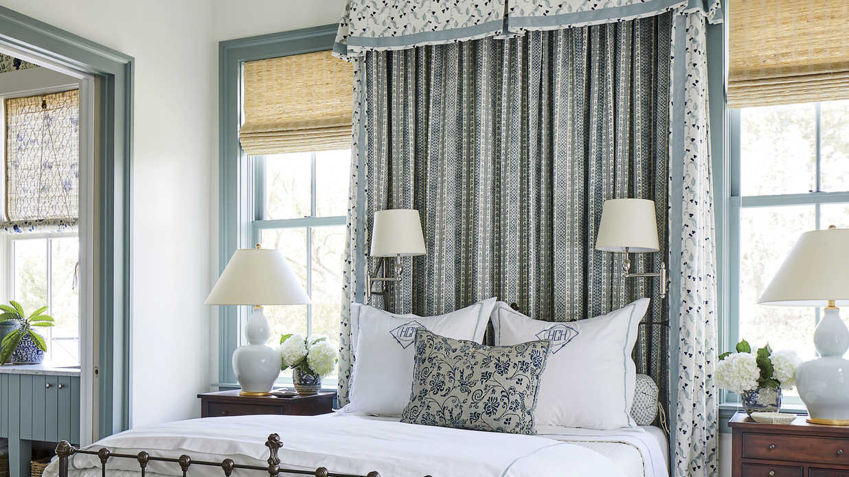 Southern Living Exterior Paint Colors
 How to Pick the Right Exterior Paint Colors Southern Living