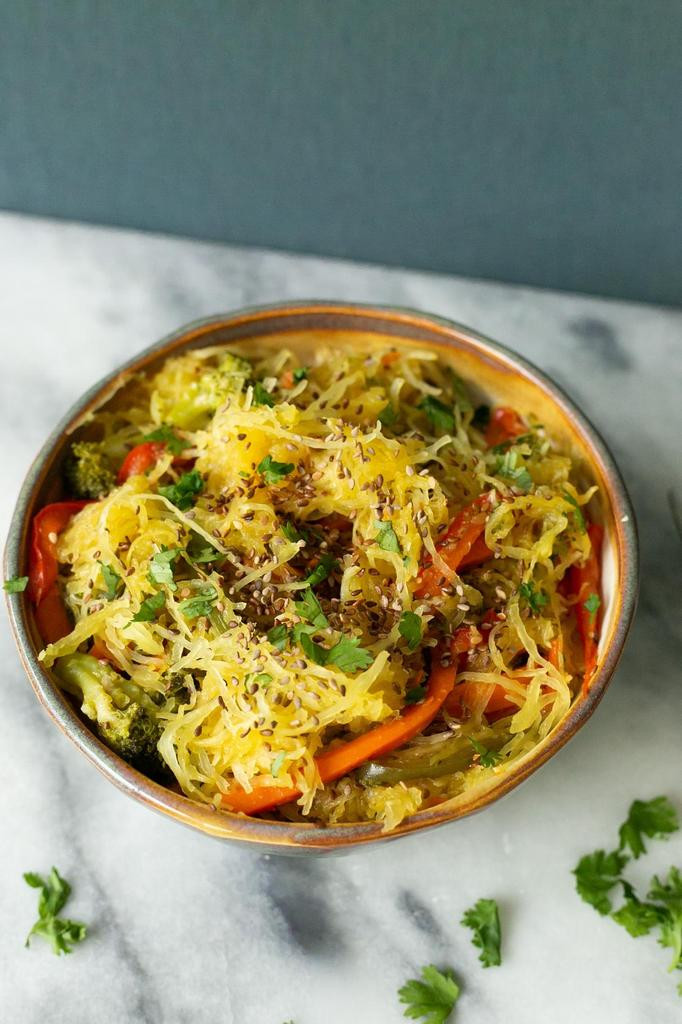 Spaghetti Squash Stir Fry
 Meal Prep This Spaghetti Squash Stir Fry for the Week