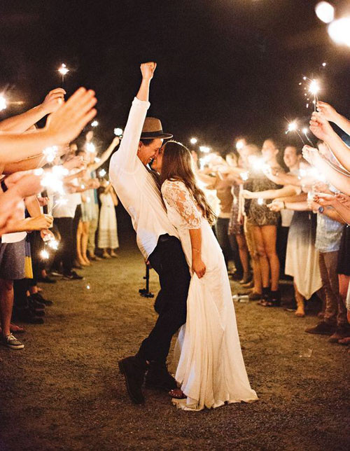 Sparklers Wedding Exit
 15 Epic Wedding Sparkler Sendoffs That Will Light Up Any