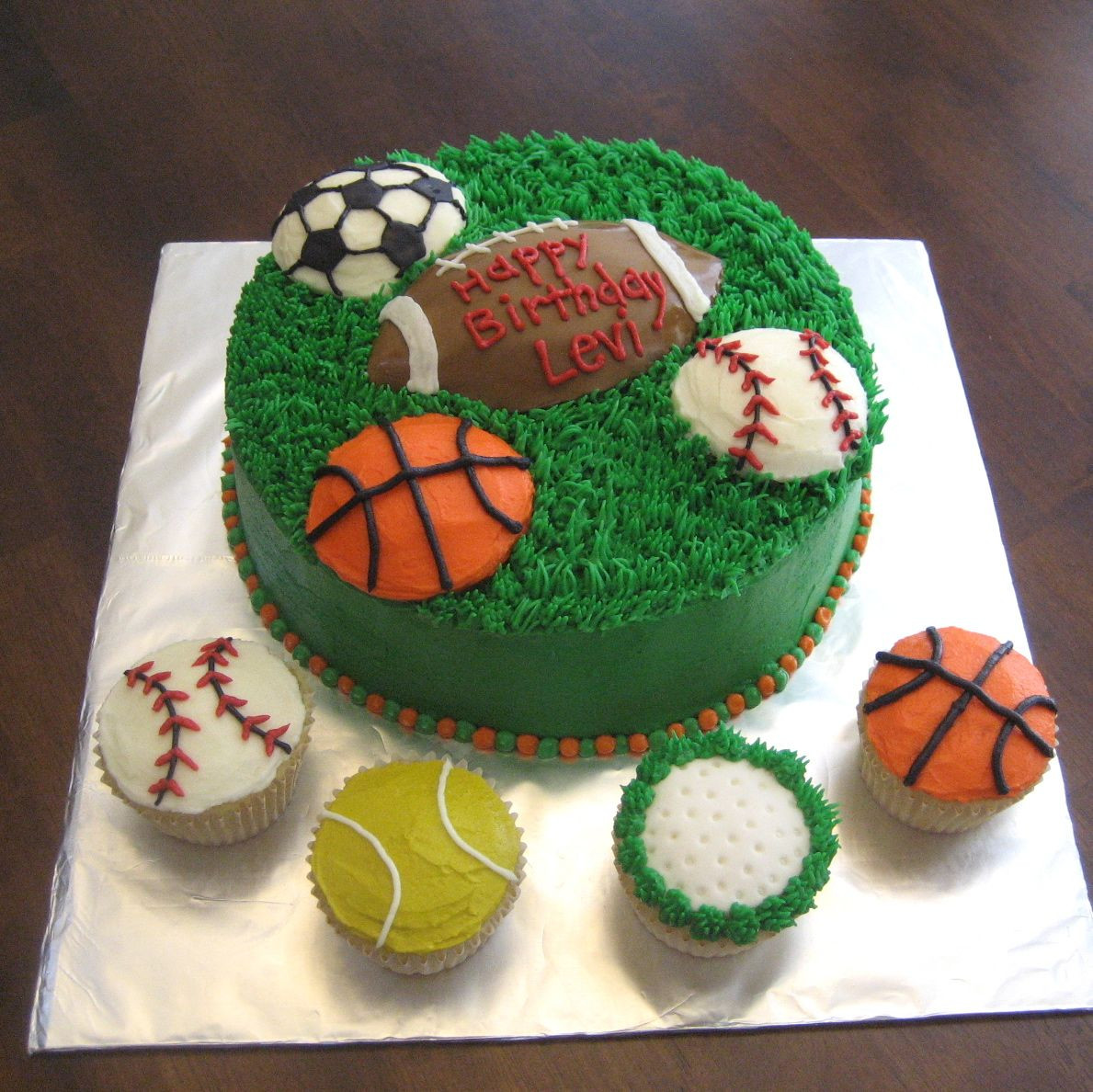 Sports Birthday Cakes
 Mimi s Cupcakes Sports Cake & Cupcakes