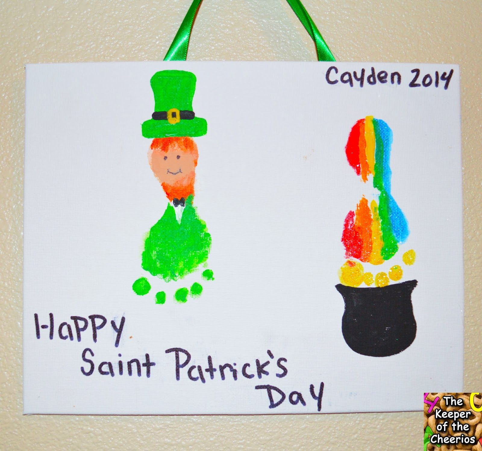 St Patrick's Day Baby Picture Ideas
 St Patrick s Day Footprints craft for kids Leprechaun