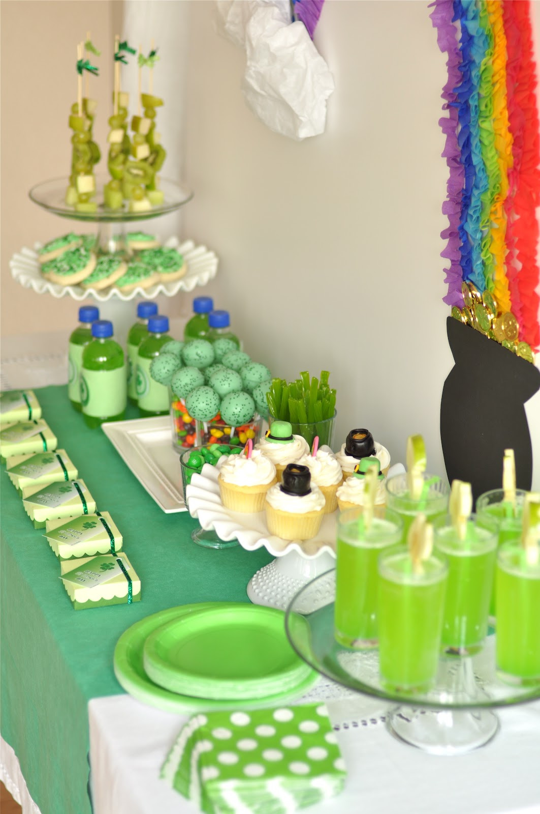 St Patrick's Day Birthday Party
 St Patrick s Day Rainbow Party & FREE Printables Party