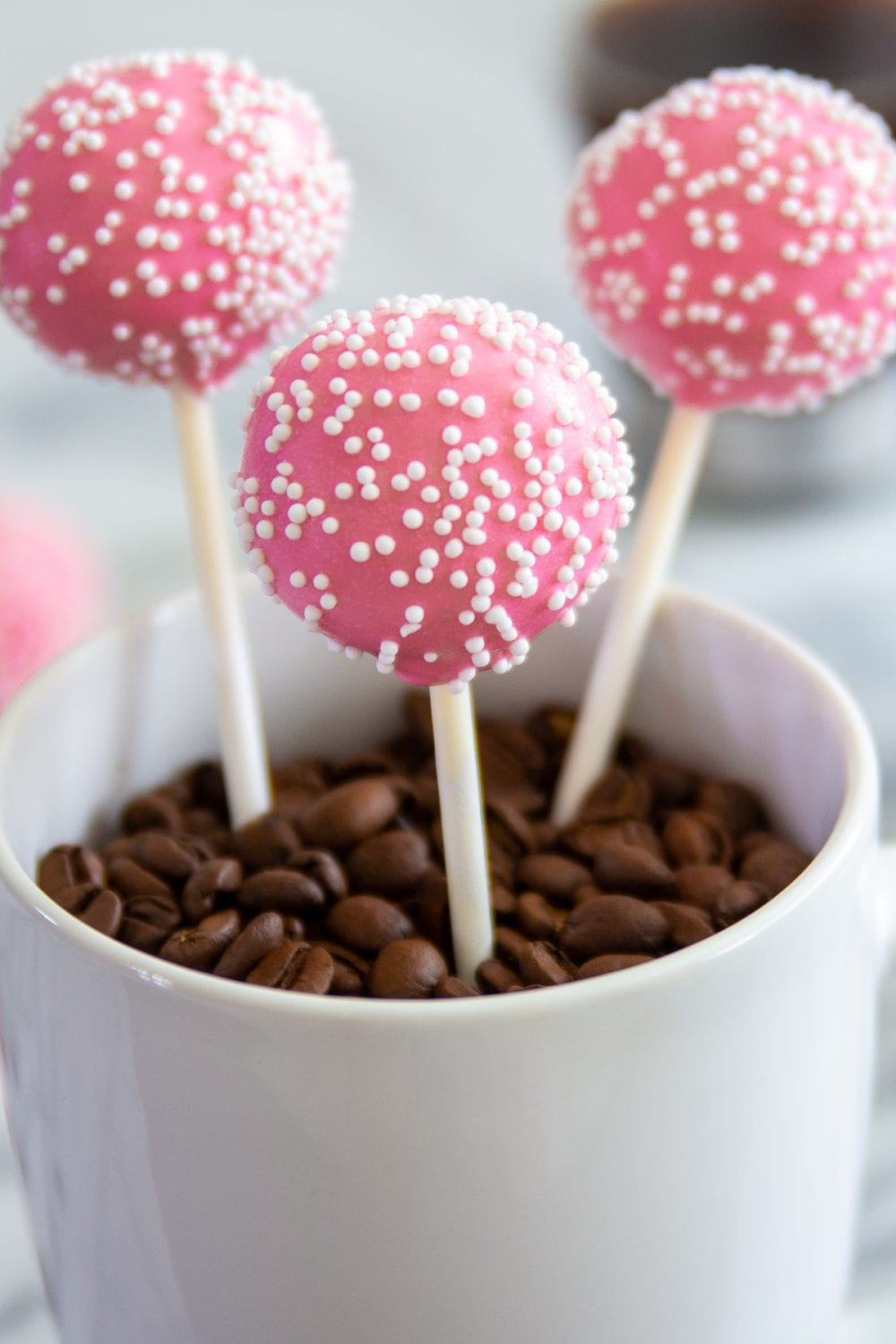 Starbucks Birthday Cake Pop
 How to Make Cake Pops Starbucks Copycat VIDEO Simply