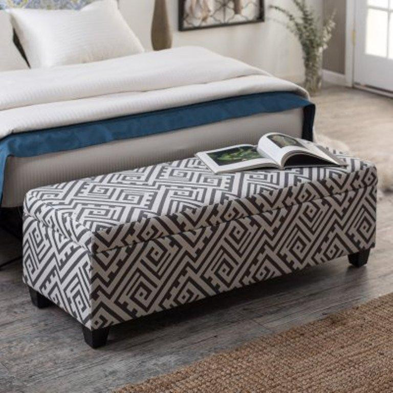 Storage Ottoman For Bedroom
 10 Beautiful Storage Ottoman Bench Ideas for the Bedroom