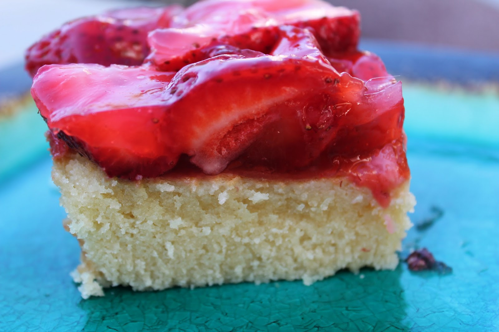 Strawberry Summer Cake
 Gluten Free Casually Strawberry Summer Cake