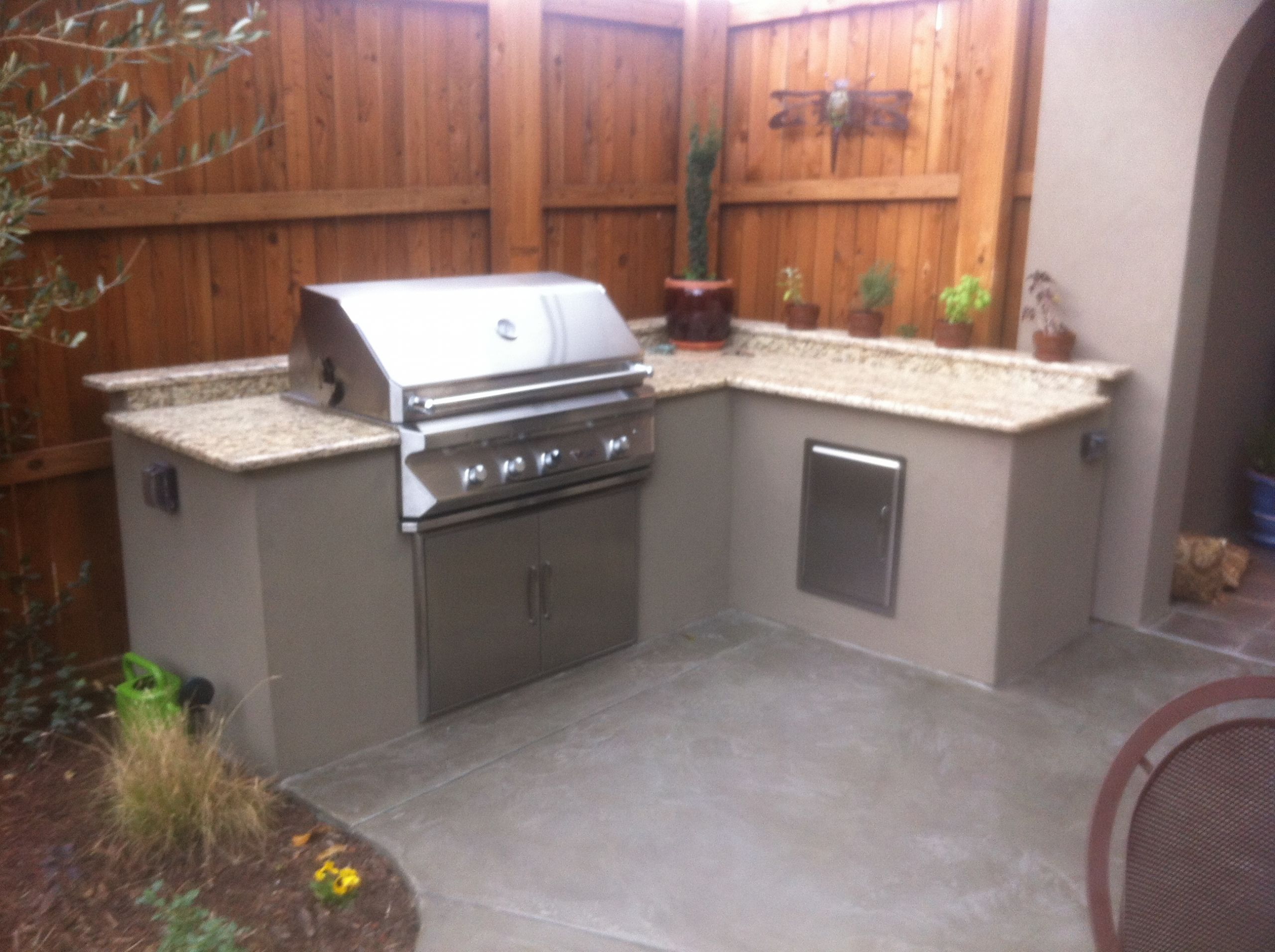 Stucco Outdoor Kitchen
 Stucco Outdoor Kitchen