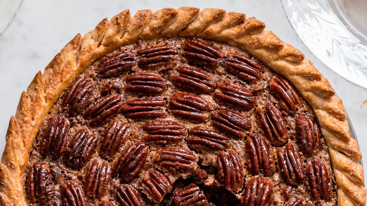 Substitute For Corn Syrup In Pecan Pie
 How to Substitute Corn Syrup