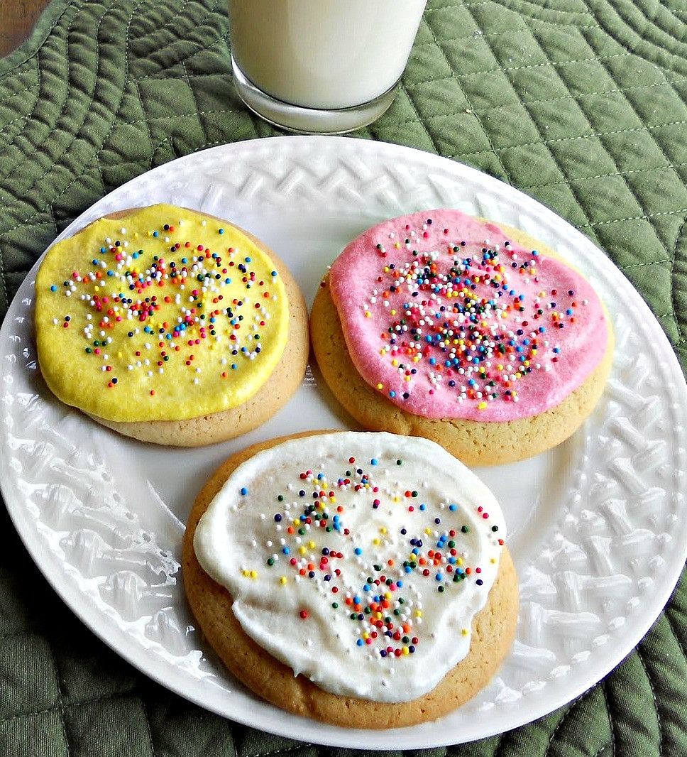 Sugar Cookies Buttercream Frosting
 Best Ever Sugar Cookies with Buttercream Frosting Just